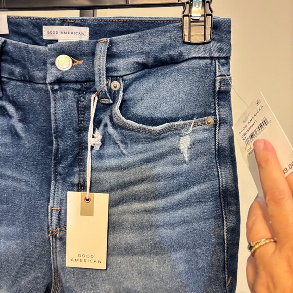 Good American Good Waist Skinny Jeans - Picture 8 of 13
